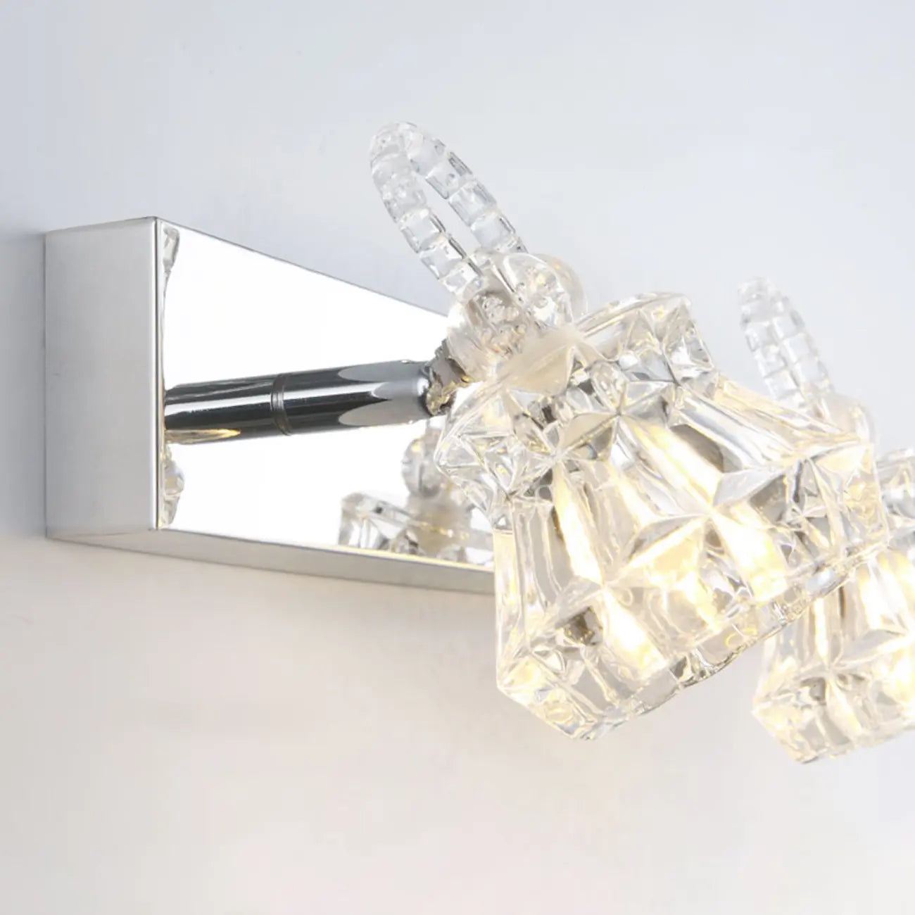 Luxury 3 Heads Silver Vanity Light with Clear Glass for Bathroom