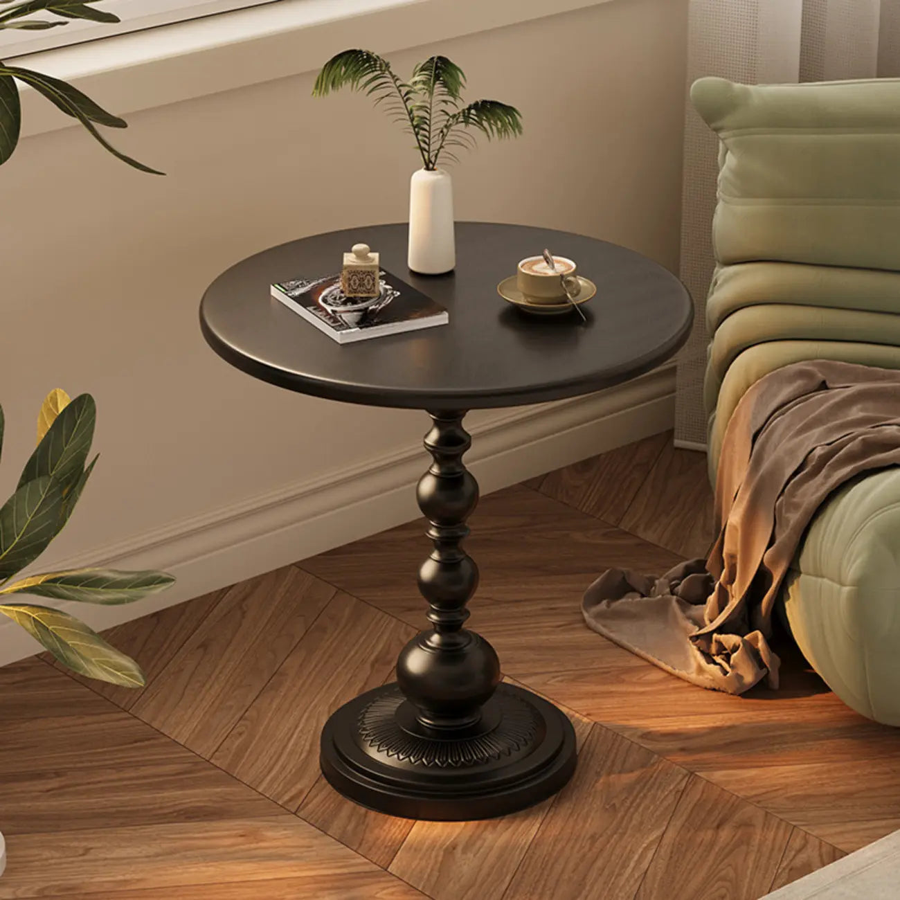 Nordic Round Black Metal Accent Table for Living Room