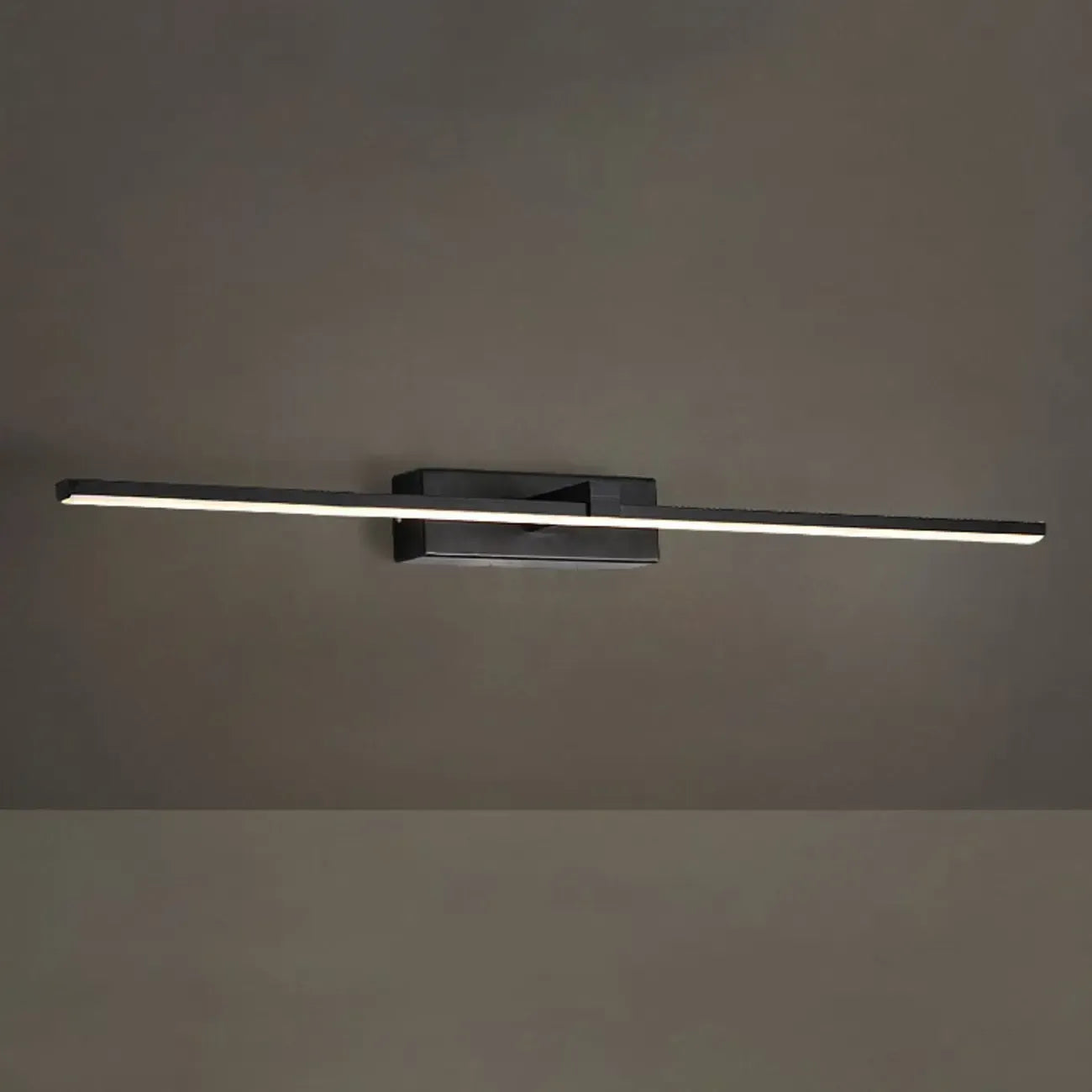 Modern Metal Linear LED Vanity Light with Third Gear Dimming