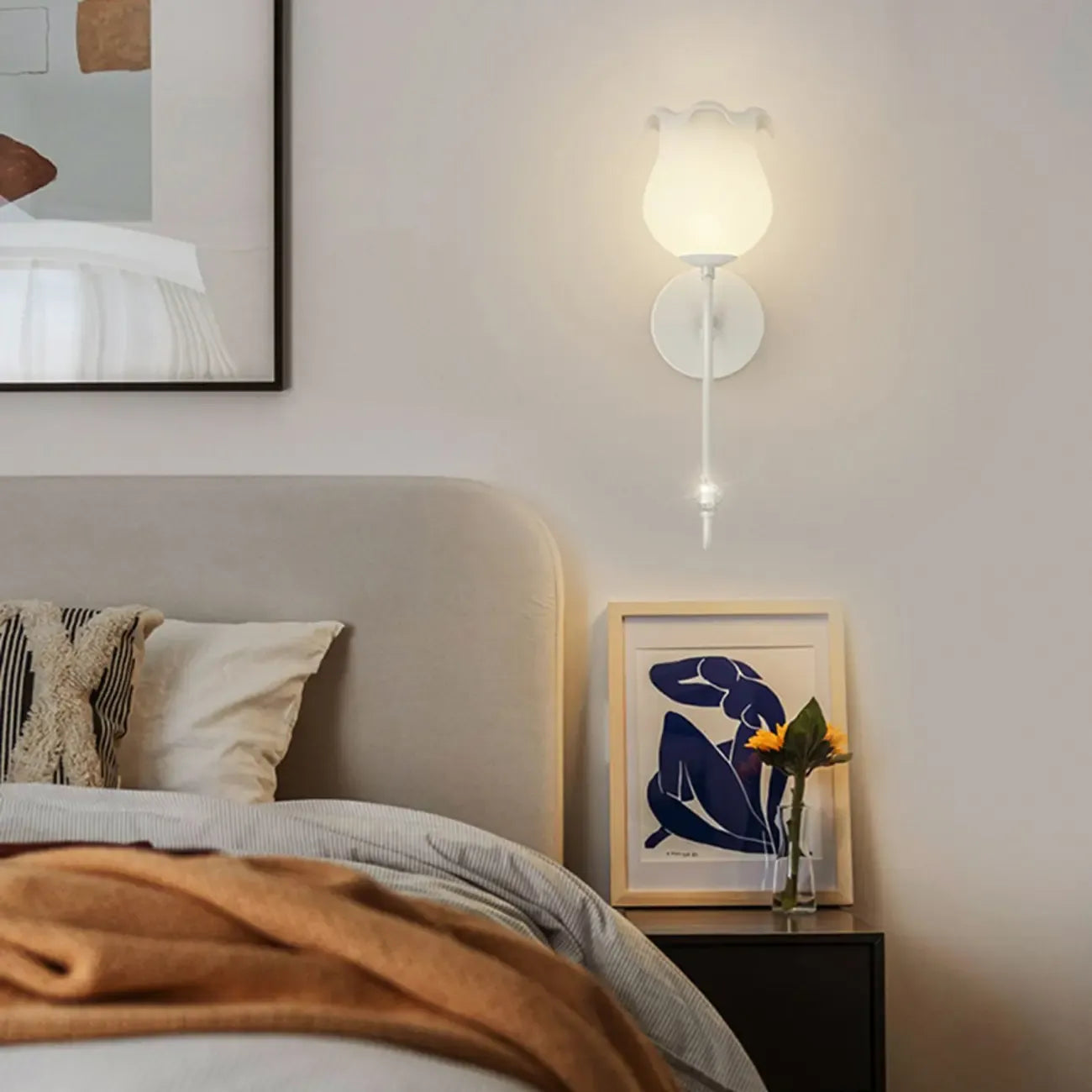 15 to 19 Inch Floral Wall Sconce with Glass Shade for Bedroom