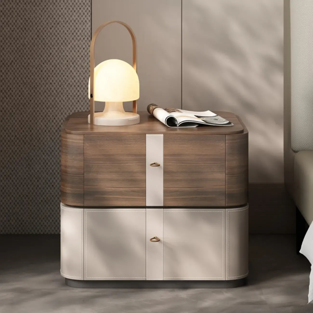 Modern Nightstand with Drawer Storage - Natural Finish
