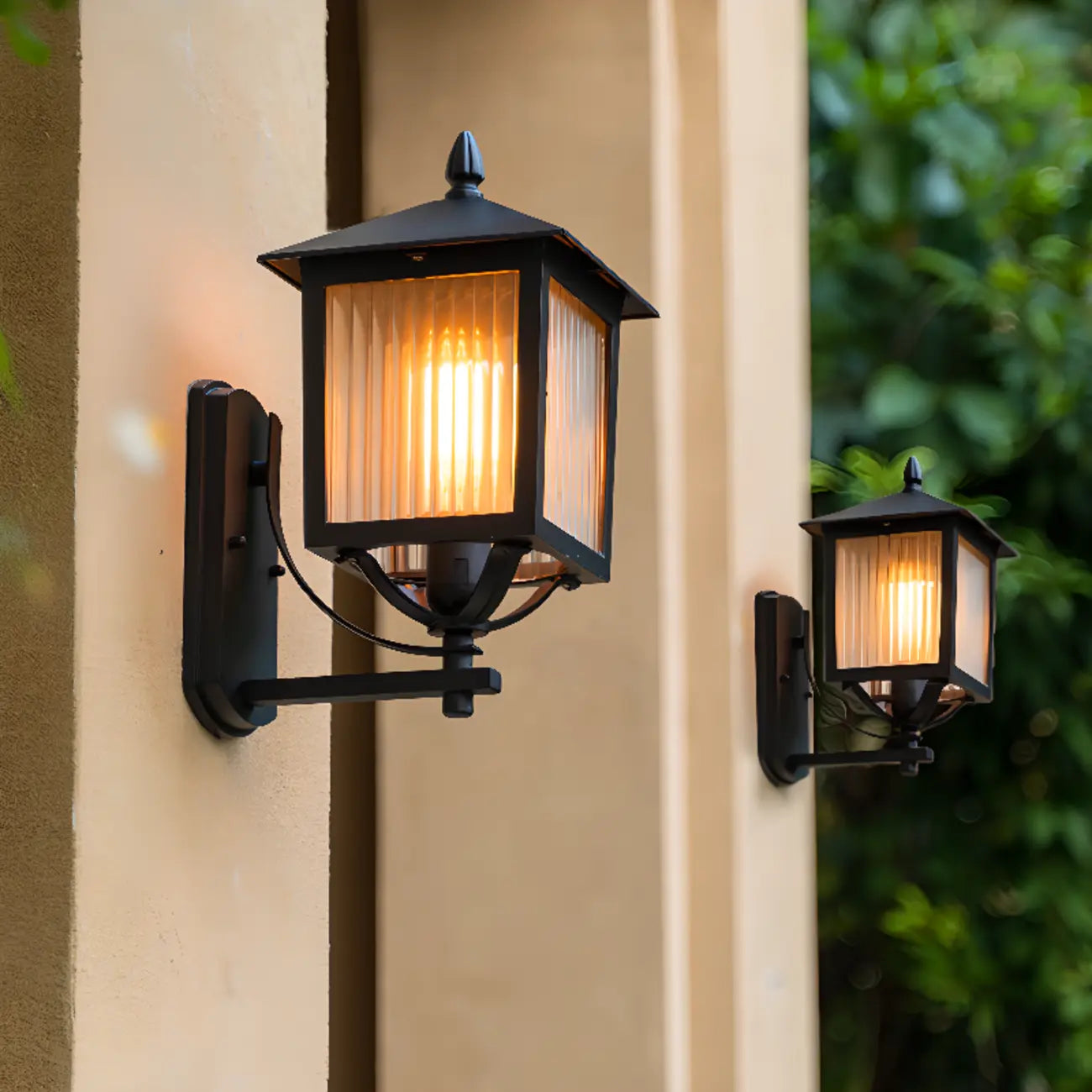 Modern Retro Black Glass LED Outdoor Wall Sconce in Geometric
