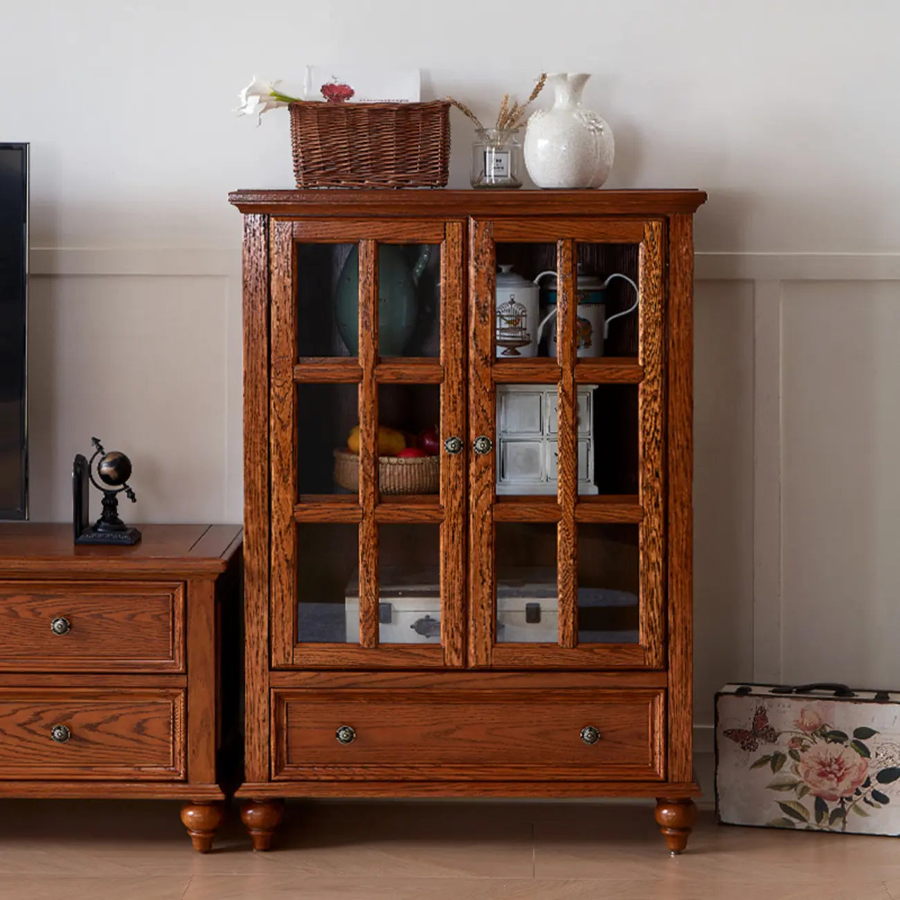 Scandinavian Wooden Floor Display Cabinet for Home Decor